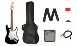 Squier Stratocaster® Pack, Laurel Fingerboard, Black, Gig Bag, 10G - 120V