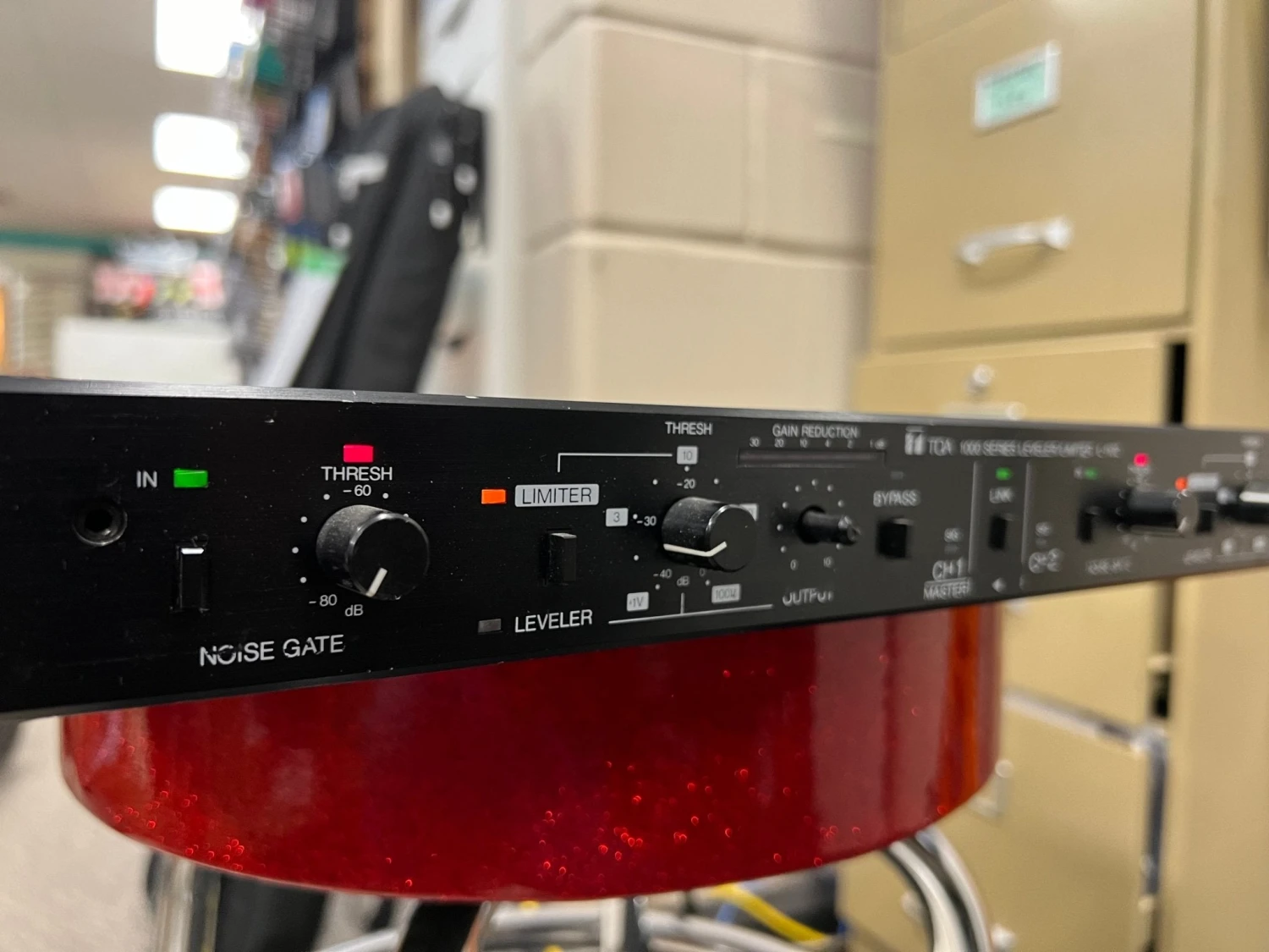 Used Toa L-1102 Dual Leveler/Limiter 1 Used Toa L-1102 Dual Leveler/Limiter